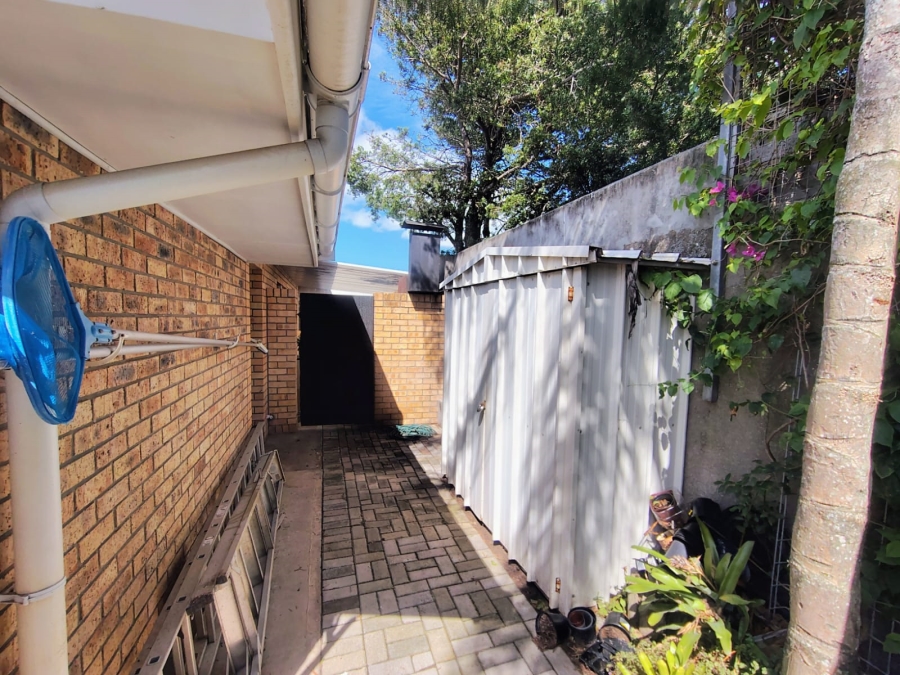 4 Bedroom Property for Sale in Gonubie Eastern Cape